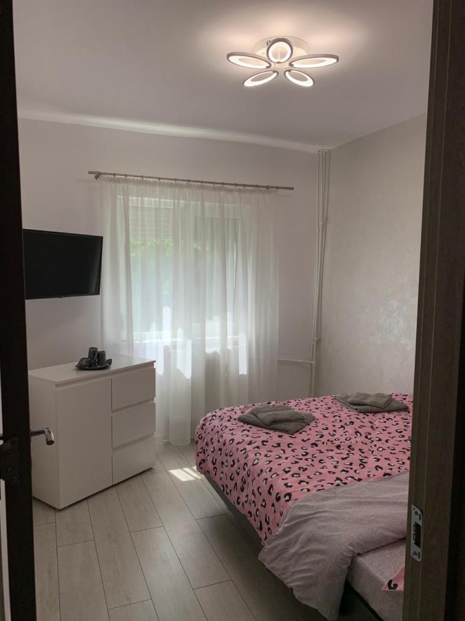 Apartament Regim Hotelier Oradea Exterior photo