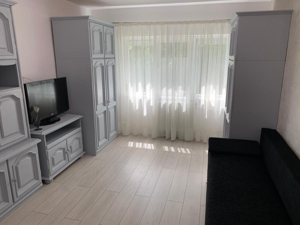 Apartament Regim Hotelier Oradea Exterior photo